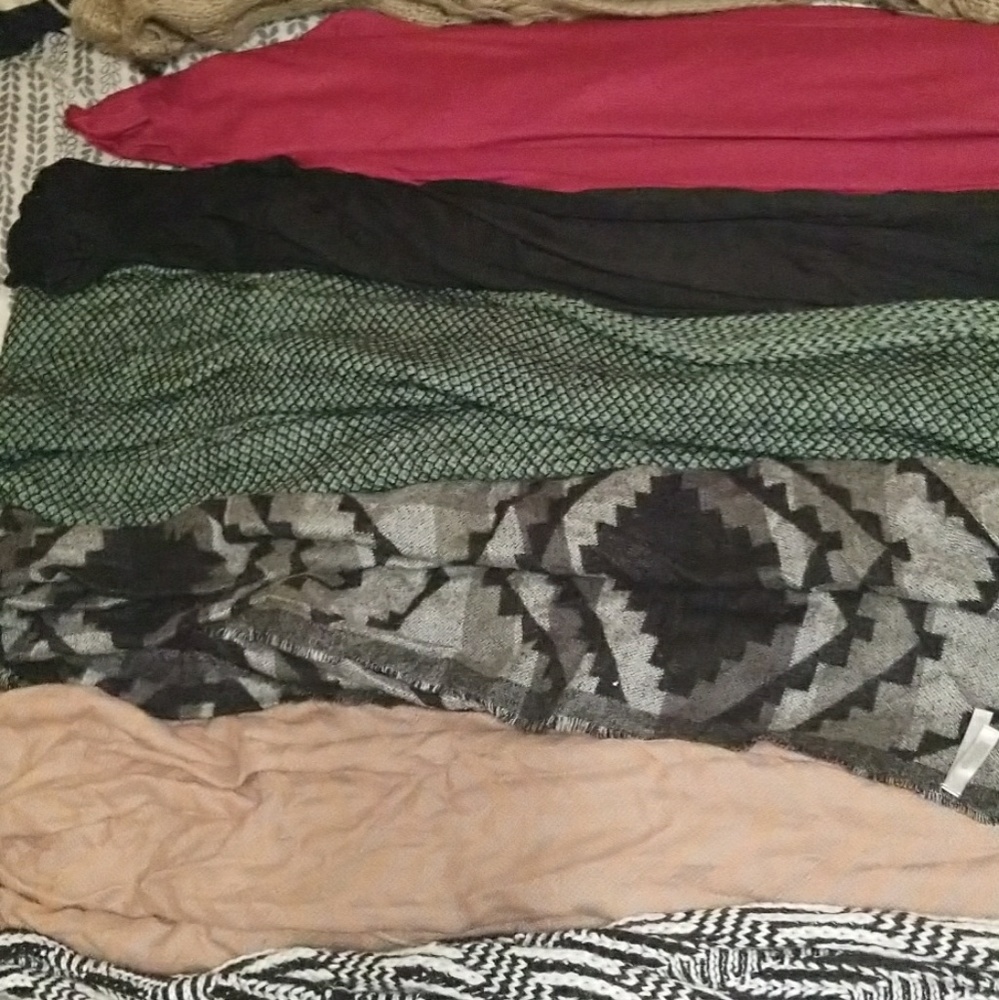 Variety of scarf designs And styles